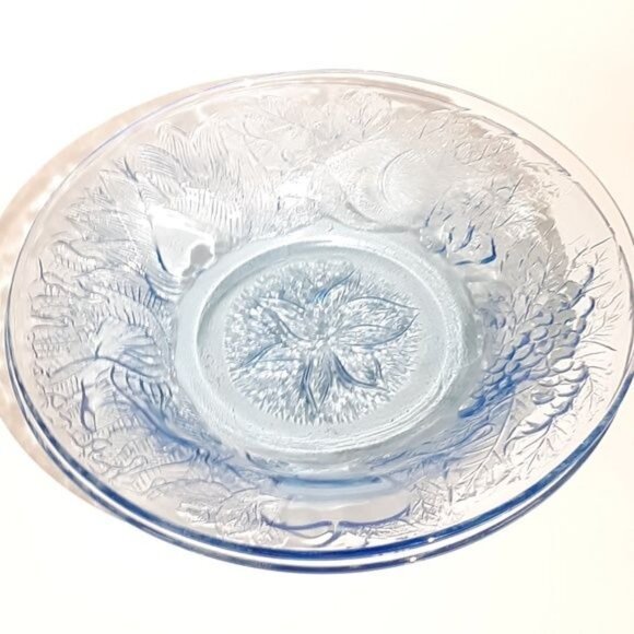 Vintage KIG Indonesia 3D Ice Blue Set of 2 Salad Plates Bowls - Picture 3 of 8